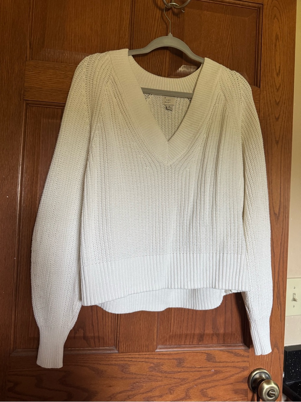 Women’s Cream V-Neck Knit Sweater